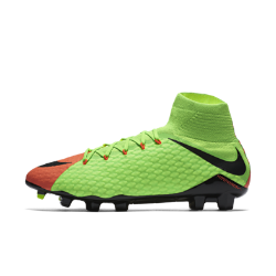NoneМужские футбольные бутсы для игры на твердом грунте Nike Hypervenom Phatal 3 DF, созданные для атакующих игроков, позволяют быстро менять направление движения на полях с короткой травой и обеспечивают более высокую скорость удара.<br>