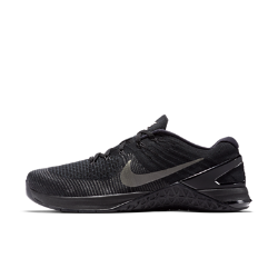 NoneMen<br>Легкие мужские кроссовки для тренинга Nike Metcon DSX Flyknit созданы для самых интенсивных тренировок&#8212;от упражнений с канатом и у стены до бега на короткие дистанции и поднятия веса.<br>