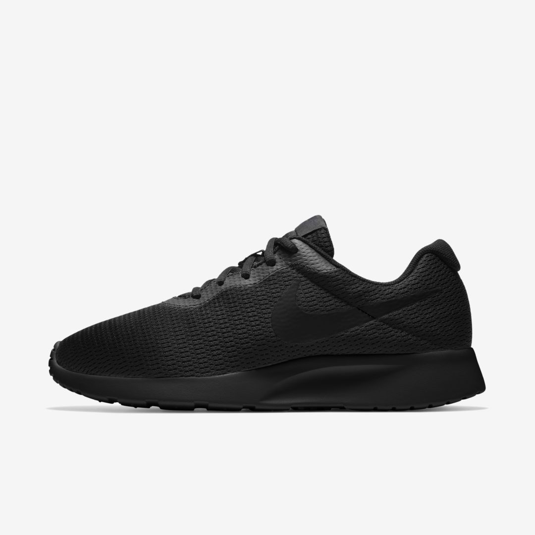 Nike Tanjun Men's Shoe In Black