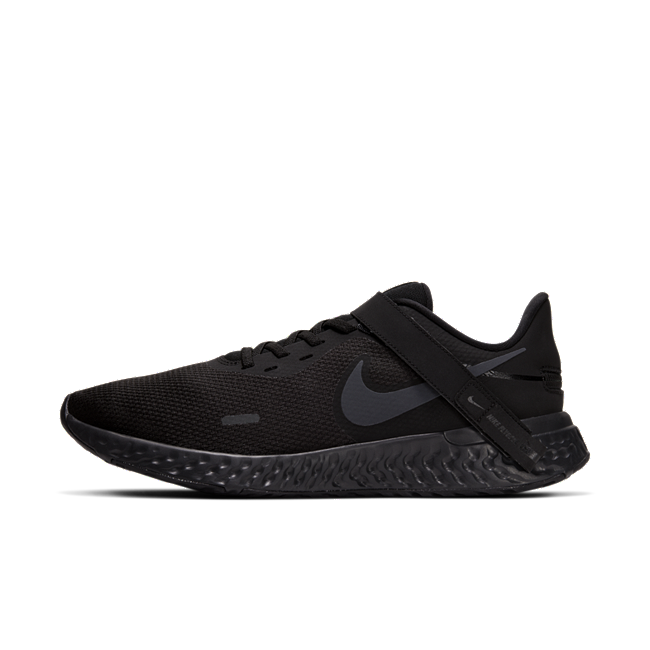 Мужские беговые кроссовки Nike Revolution 5 FlyEase - Черный  BQ3211-001 