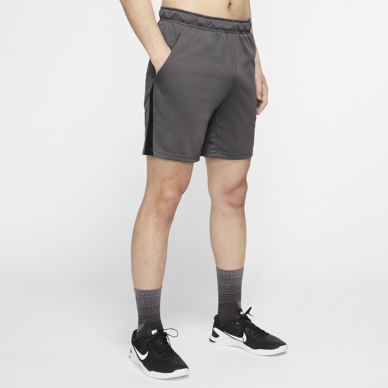 Nike Dri-FIT Pantalón corto de entrenamiento de tejido Knit - Hombre - Gris Nike