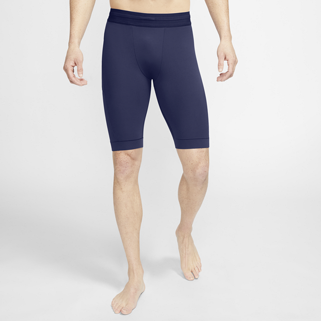 фото Мужские шорты из ткани infinalon nike yoga dri-fit - синий