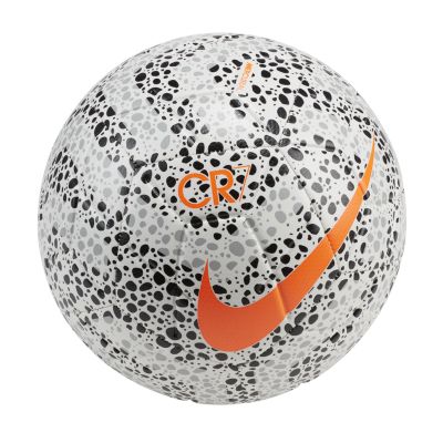 Футбольный мяч Nike Strike CR7