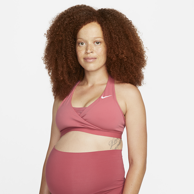 Спортивное бра со средней поддержкой и вкладышем Nike Dri-FIT (M) Swoosh (для мам) - Розовый
