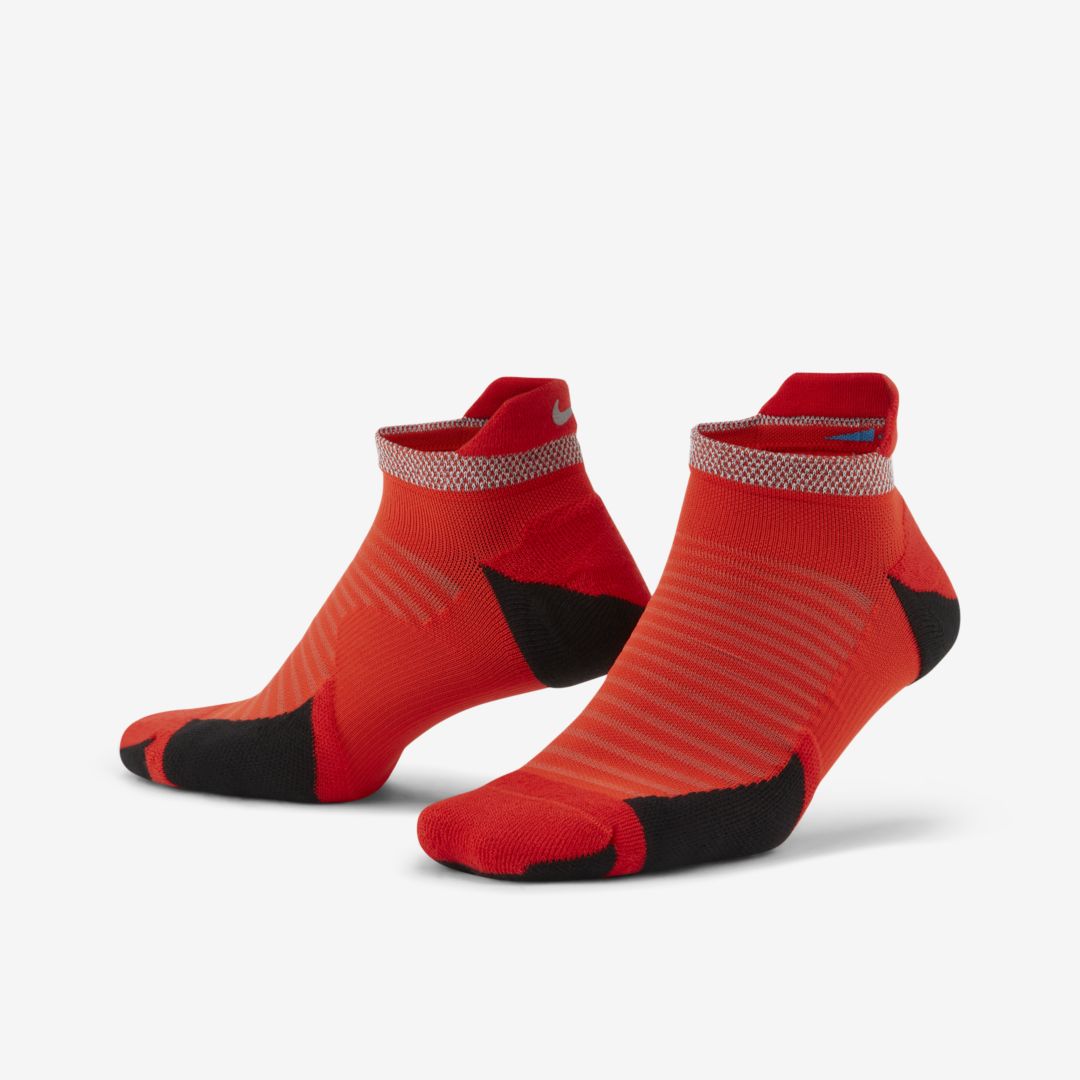 Nike Spark Cushioned No-show Running Socks In Chile Red