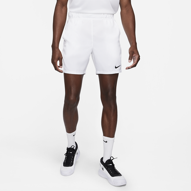 фото Мужские теннисные шорты nikecourt dri-fit victory 18 см - белый