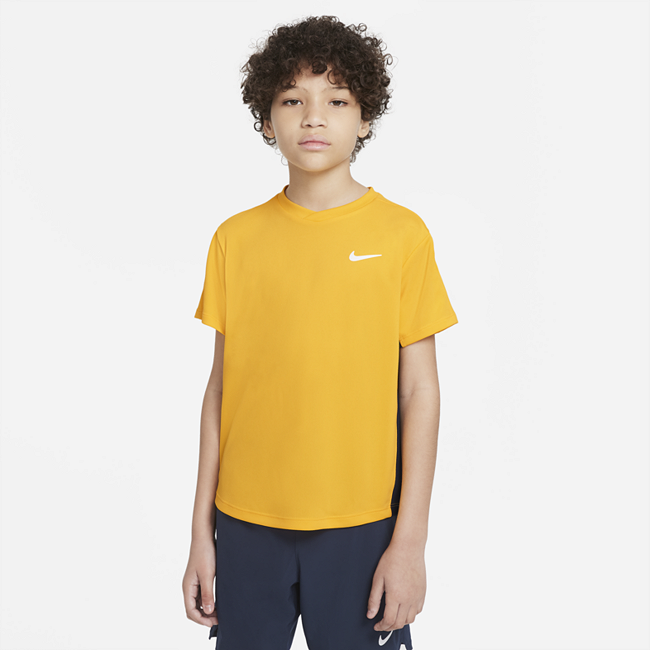 фото Теннисная футболка с коротким рукавом для мальчиков школьного возраста nikecourt dri-fit victory - коричневый
