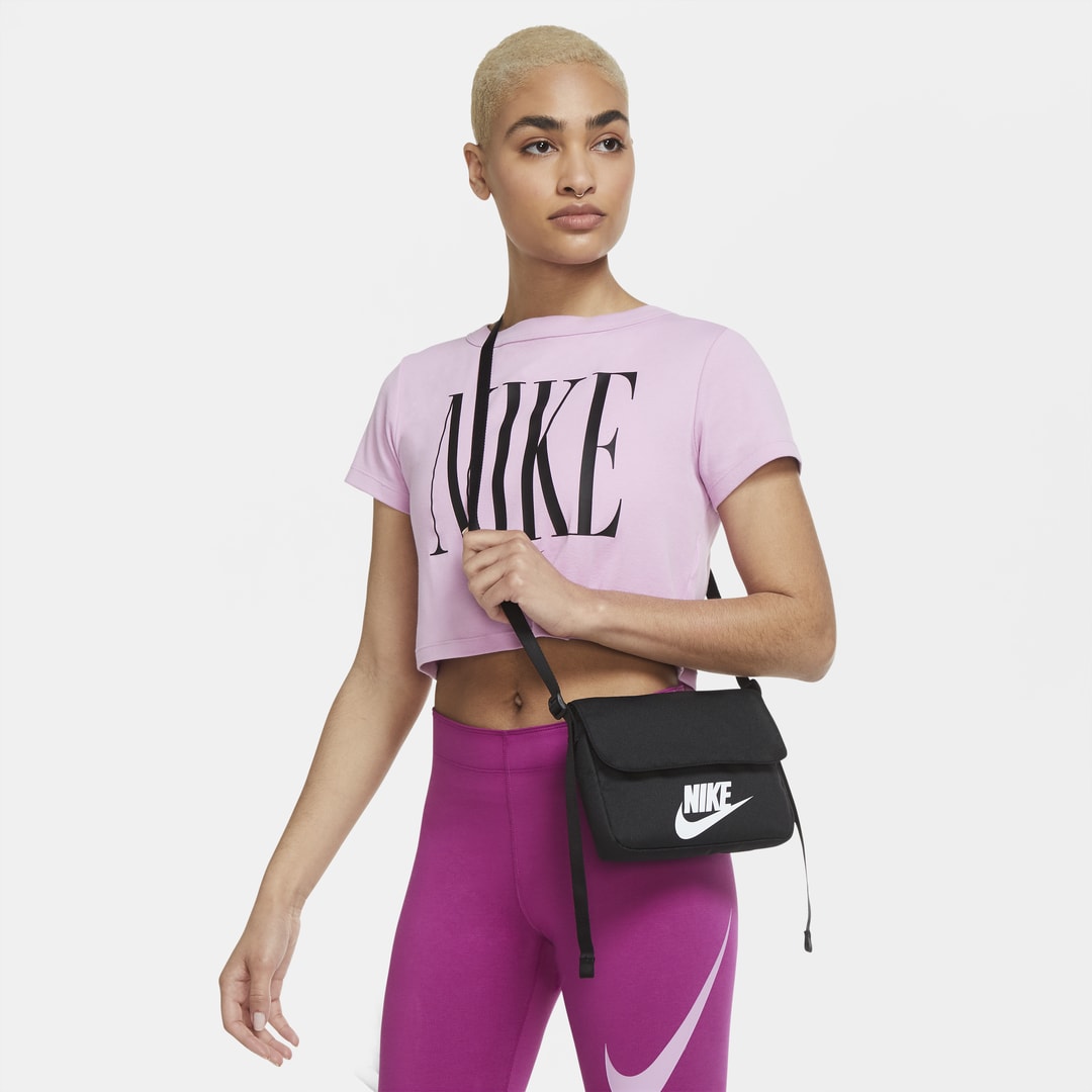 Nike Women's  Sportswear Futura 365 Crossbody Bag (3l) In Black