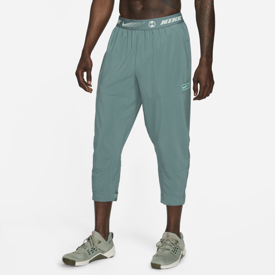 Nike Men's Sport Clash Training Pants In Grey