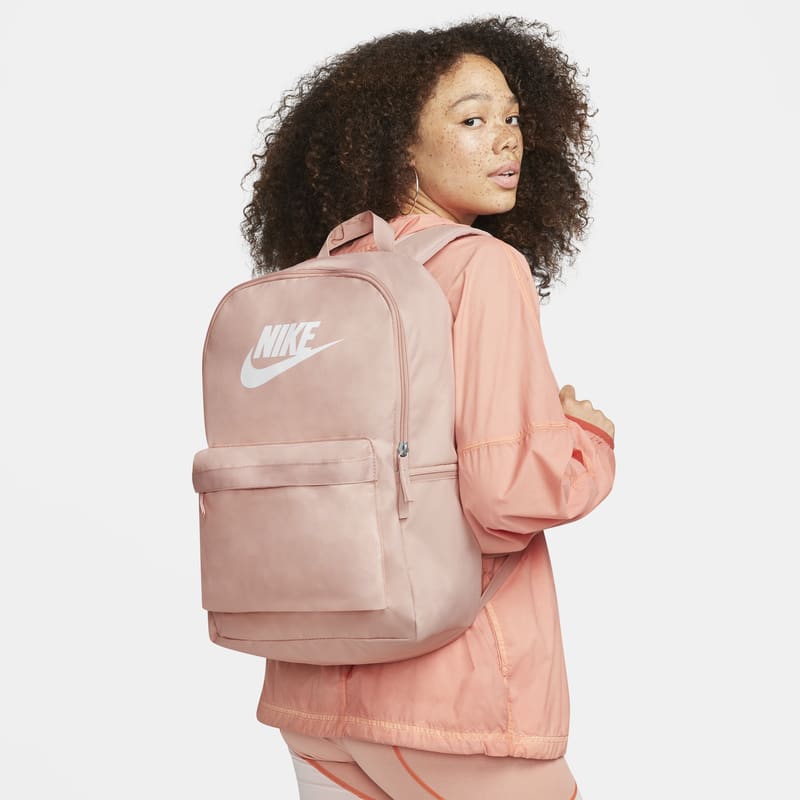 Plecak Nike Heritage (25 l) - Różowy