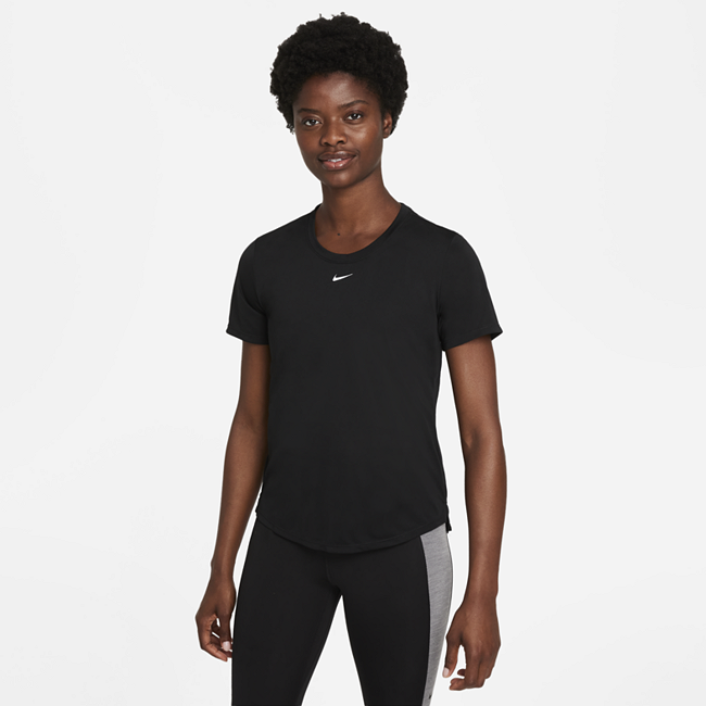 фото Женская футболка с коротким рукавом со стандартной посадкой nike dri-fit one - черный