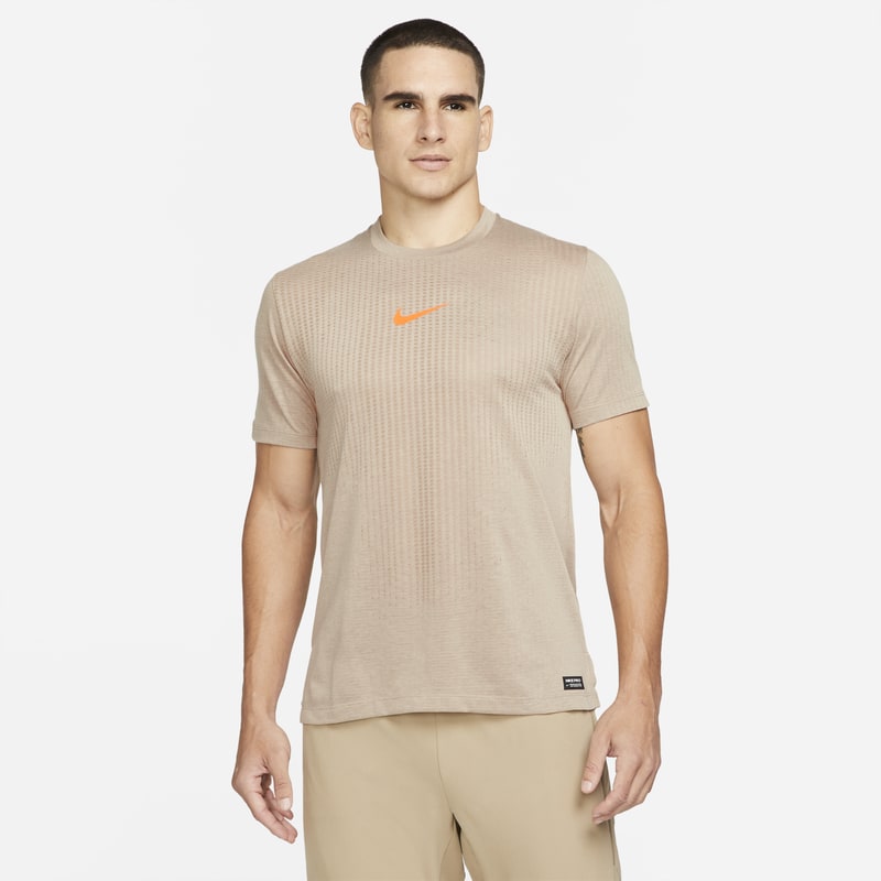 Męska koszulka z krótkim rękawem Nike Pro Dri-FIT ADV - Brązowy
