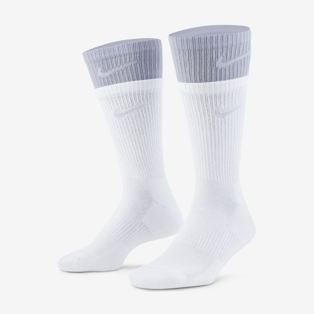 Nike Everyday Plus Cushioned Training Crew Socks In White