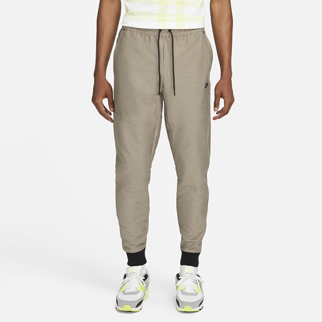 Мужские брюки из тканого материала без подкладки Nike Sportswear Dri-FIT Tech Pack - Черный