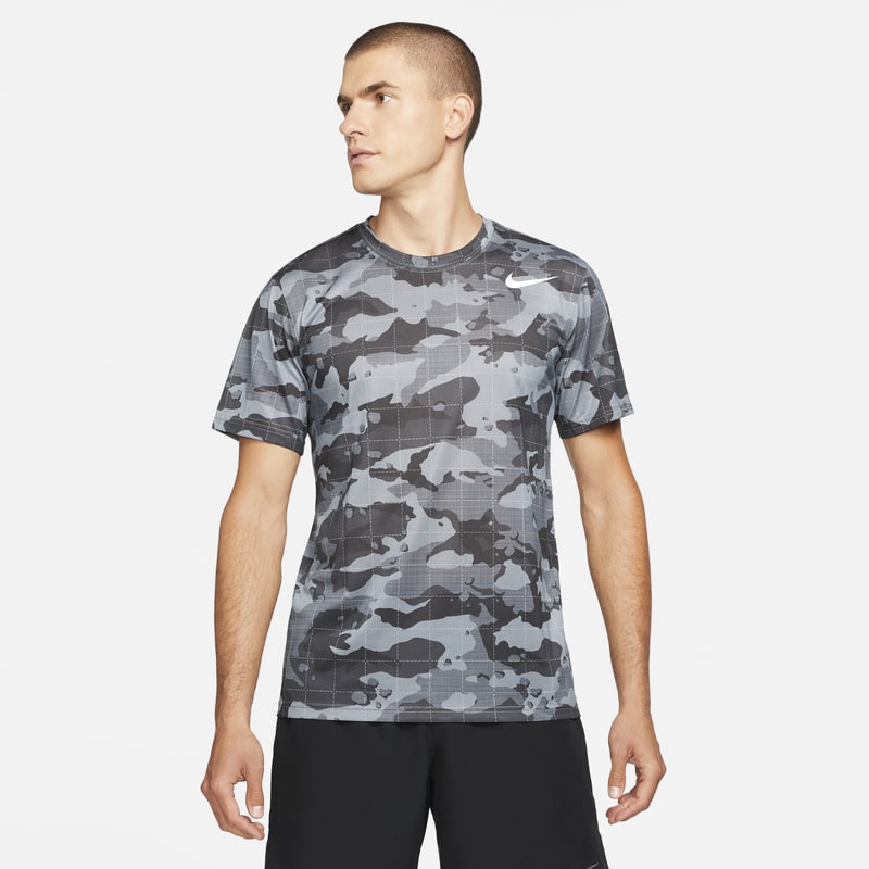 Nike Dri-FIT Men's Camo Training T-Shirt - Grey
