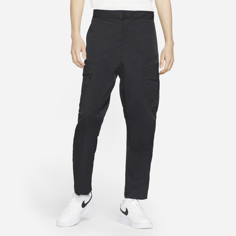 Nike Sportswear Tech Essentials Men's Woven Unlined Cargo Trousers - Black