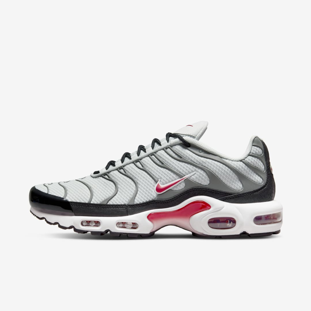 Nike Air Max Plus Shoes In Grey