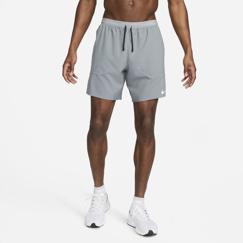 Löparshorts Nike Dri-FIT Stride 2-in-1 18 cm för män - Grå