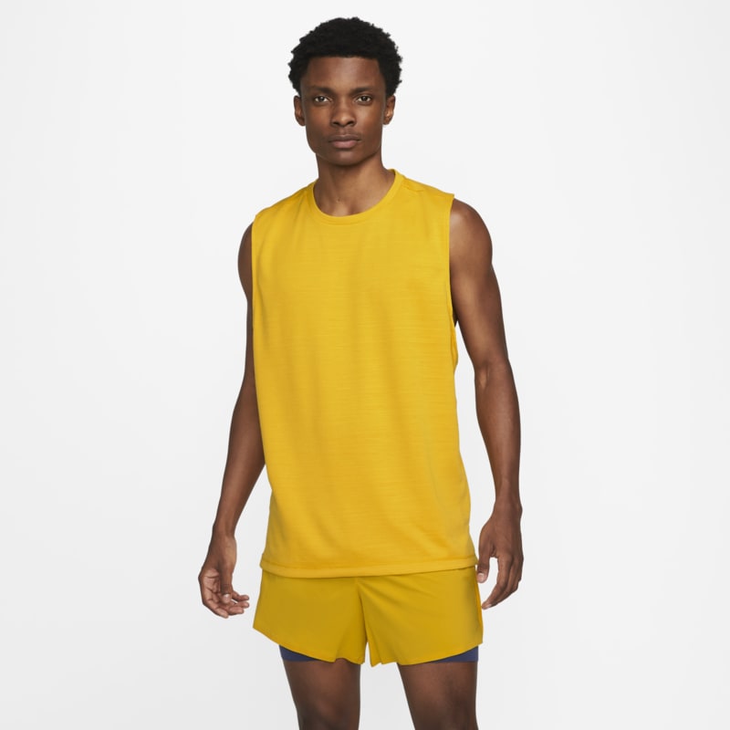 Męska koszulka bez rękawów Nike Yoga Dri-FIT Energy - Żółć