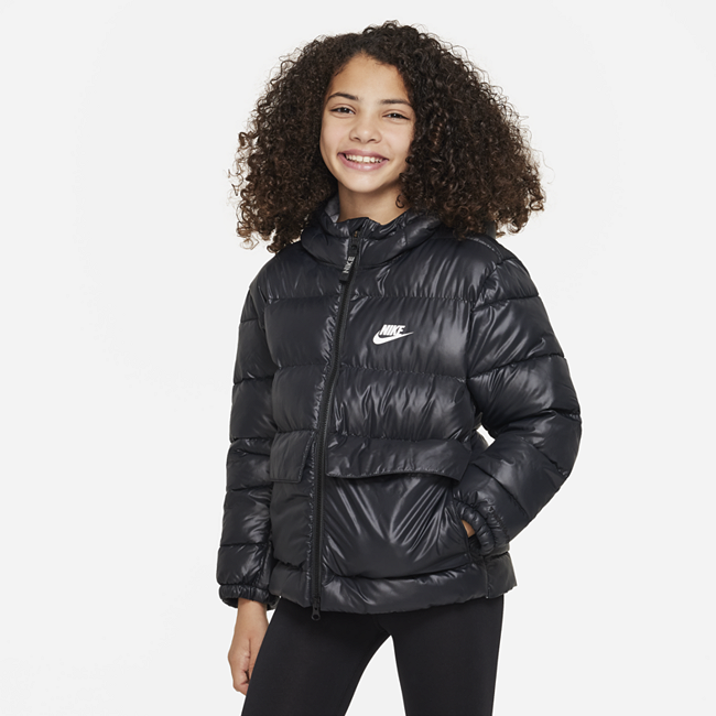 Nike Sportswear Therma-FIT isolert jakke til store barn - Black