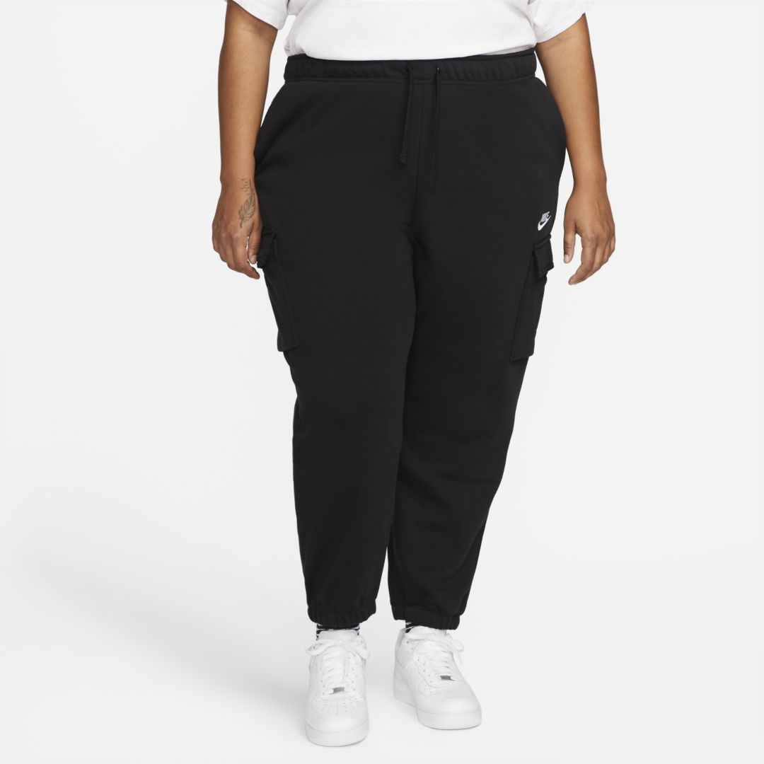 Nike Women's  Sportswear Club Fleece Mid-rise Oversized Cargo Sweatpants (plus Size) In Black