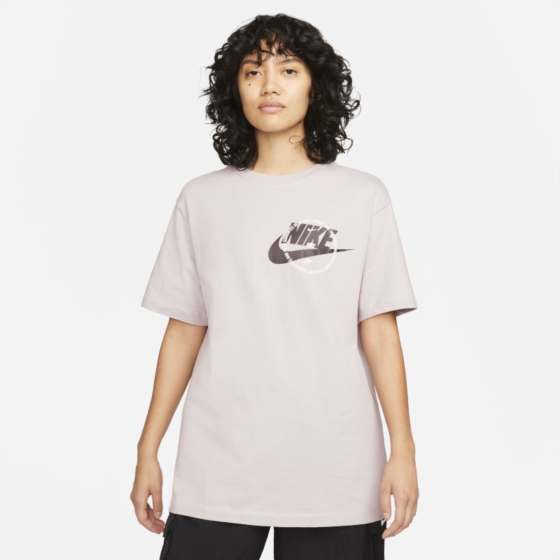 Nike Sportswear Women's T-Shirt - Purple