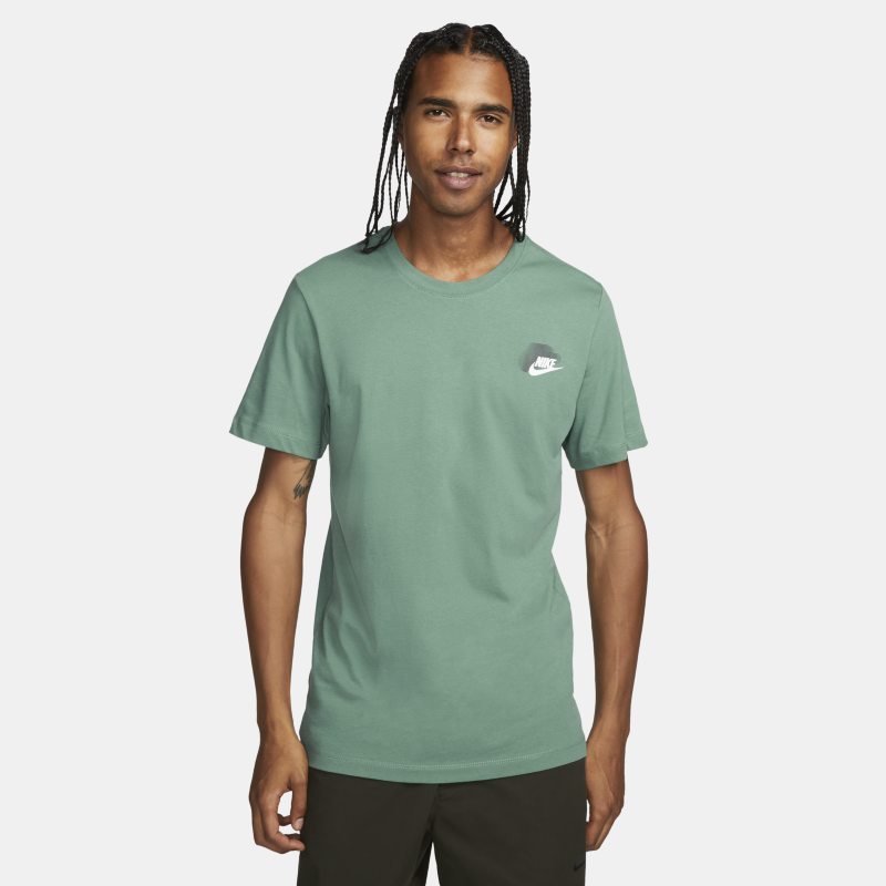 T-shirt Nike Sportswear Standard Issue för män - Grön