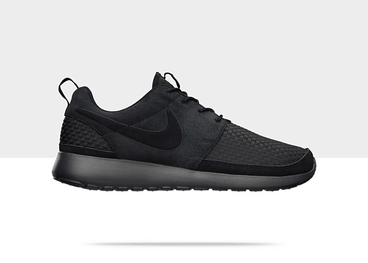 Nike-Roshe-Run-Woven-Mens-Running-Shoe-555602_001_A.jpg