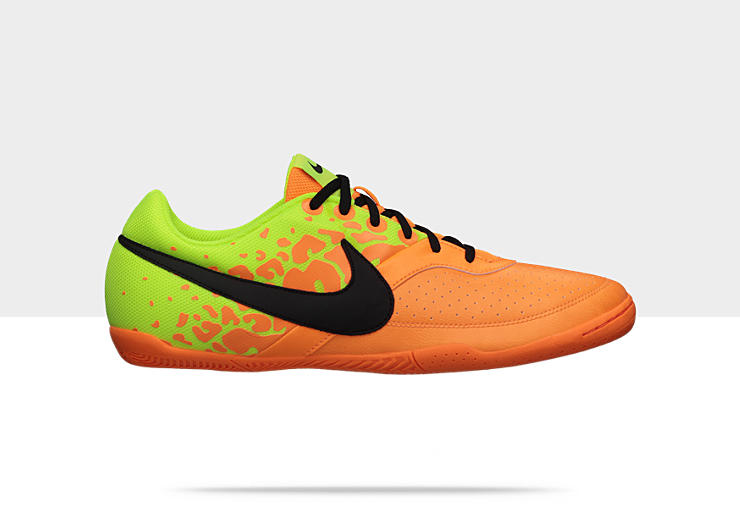 http://images.nike.com/is/image/DotCom/NIKE_PDP_FTWR/Nike5-Elastico-II-Mens-Indoor-Competition-Soccer-Shoe-580454_807_A.jpg