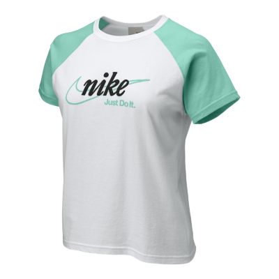 Nike Nike Island Dream Womens T Shirt  Ratings 