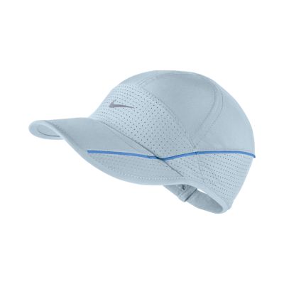 Nike Nike Franchise Perforated Feather Light Hat  