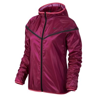 Nike Luxe Sphere Womens Running Jacket   Raspberry Red