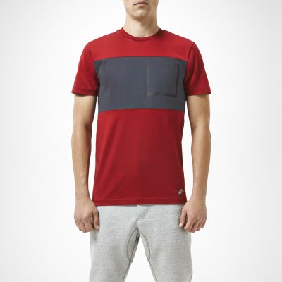 Nike Bonded Pocket Mens T Shirt   Gym Red