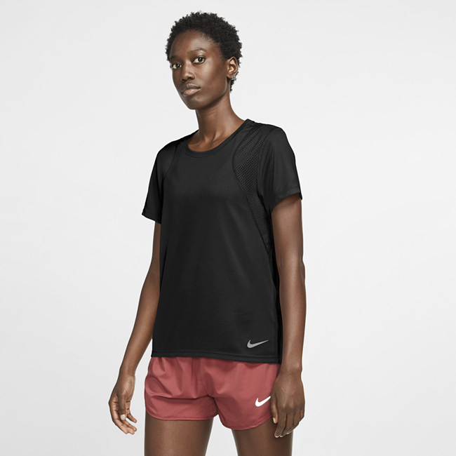 фото Женская беговая футболка с коротким рукавом nike run - черный