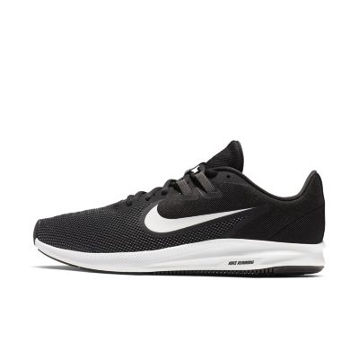 Outlet di scarpe da running Nike taglie 28.5, 49.5 economiche - Offerte per  acquistare online | Runnea