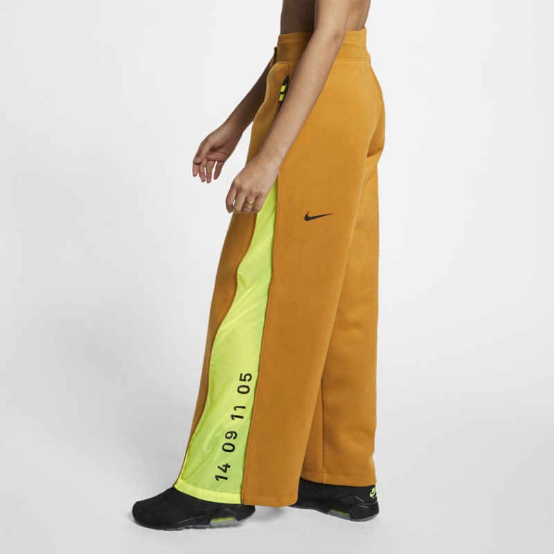 Pantalon en tissu Fleece Nike Sportswear Tech Pack pour Femme - Marron