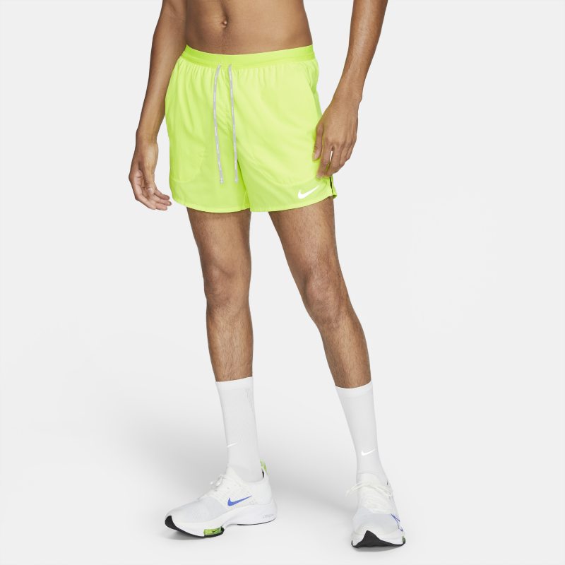 Nike Flex Stride Pantalón corto de running de 13 cm con slip - Hombre - Amarillo