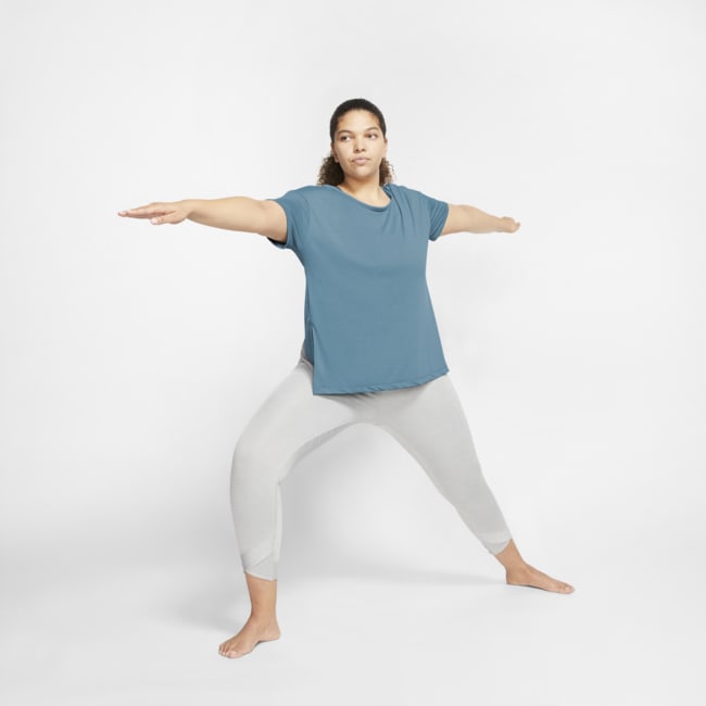 Damska koszulka z krótkim rękawem (duże rozmiary) Nike Yoga - Niebieski
