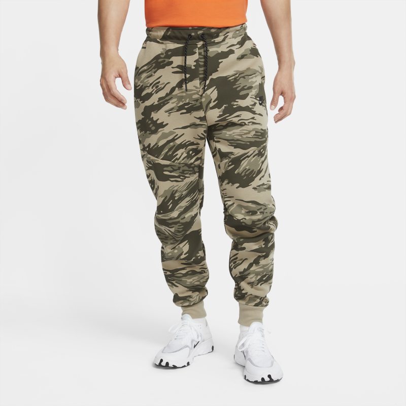 Nike Tech Fleece Joggingbroek met camouflageprint voor heren – Grijs