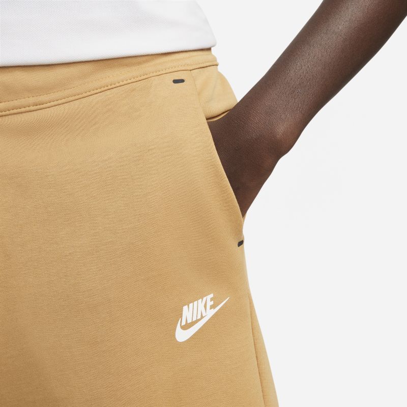 Nike Sportswear Tech Fleece Men&apos;s Shorts, AMARILLO, hi-res