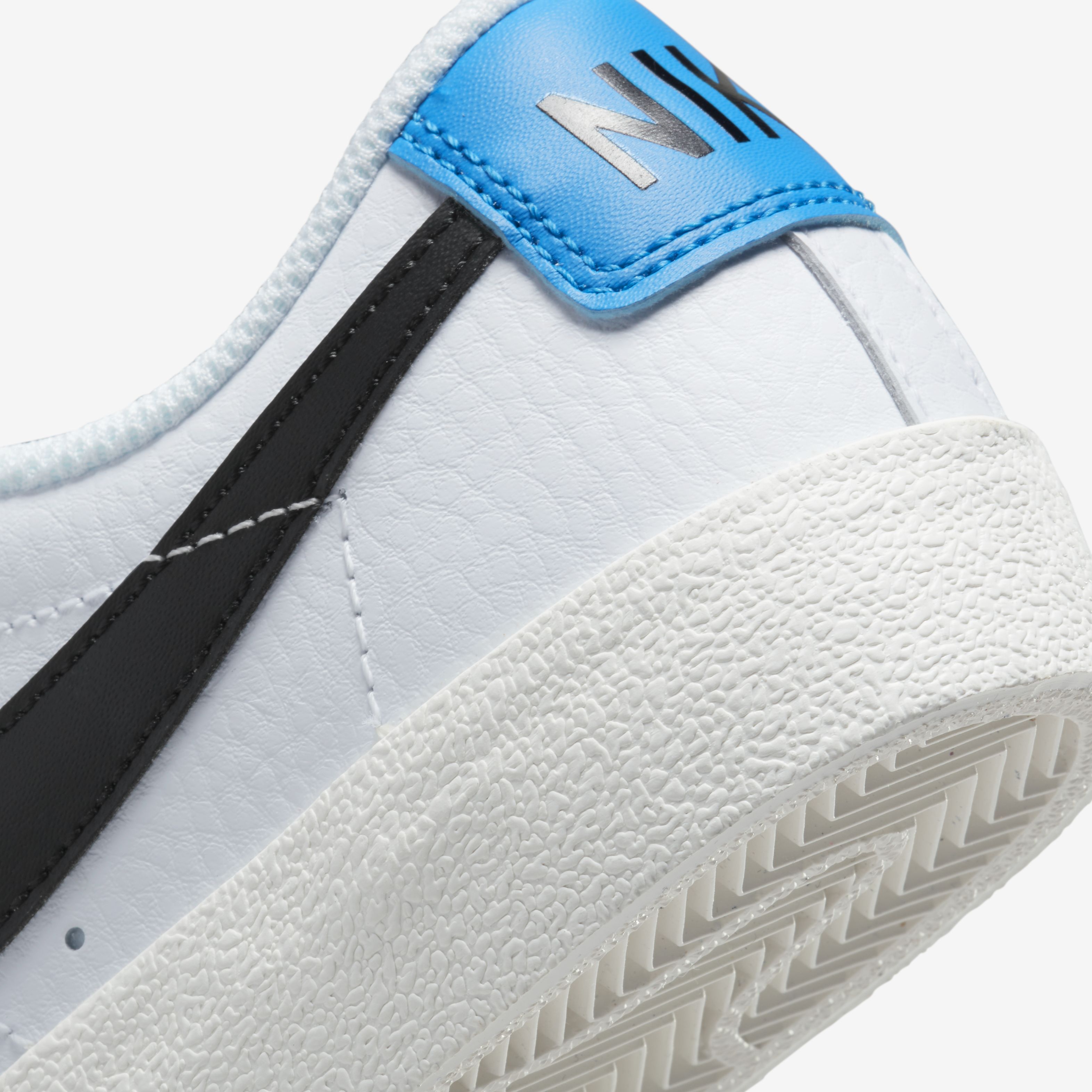 Nike Blazer Low '77, Blanco/Azul foto claro/Vela/Negro, hi-res