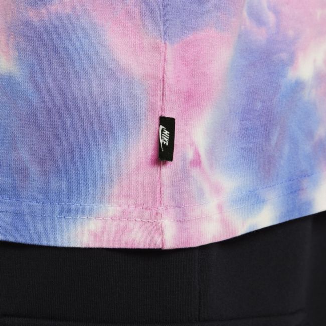 Męski T-shirt barwiony metodą Tie Dye Nike Sportswear Premium Essentials - Różowy