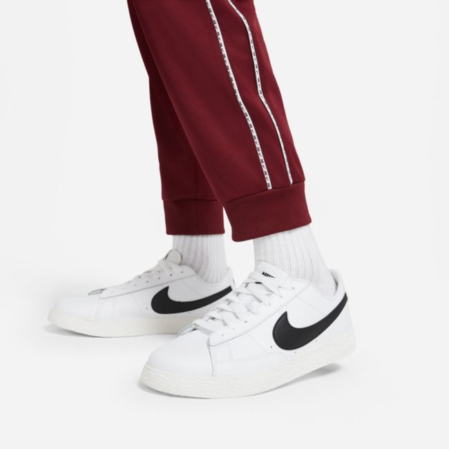 Spodnie typu jogger dla dużych dzieci (chłopców) Nike Sportswear - Czerwony