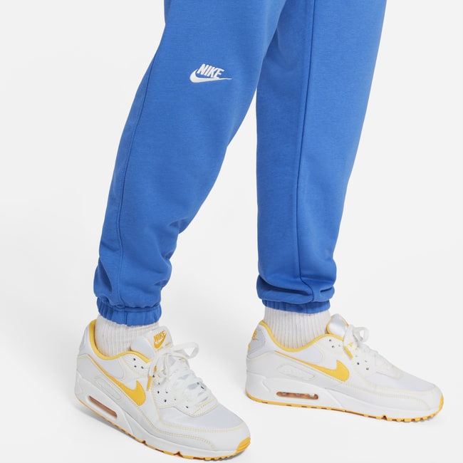 Męskie spodnie z dzianiny dresowej Nike Sportswear Essentials+ - Niebieski