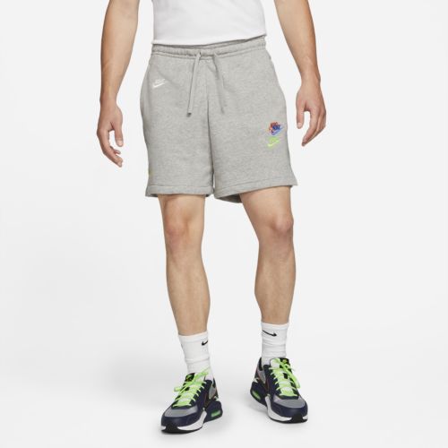 Nike Sportswear Essentials+