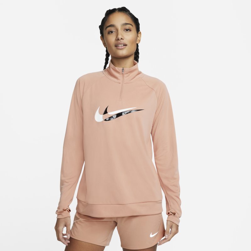 Nike Dri-FIT Swoosh Run Camiseta de capa media de running con cremallera de 1/4 - Mujer - Rojo