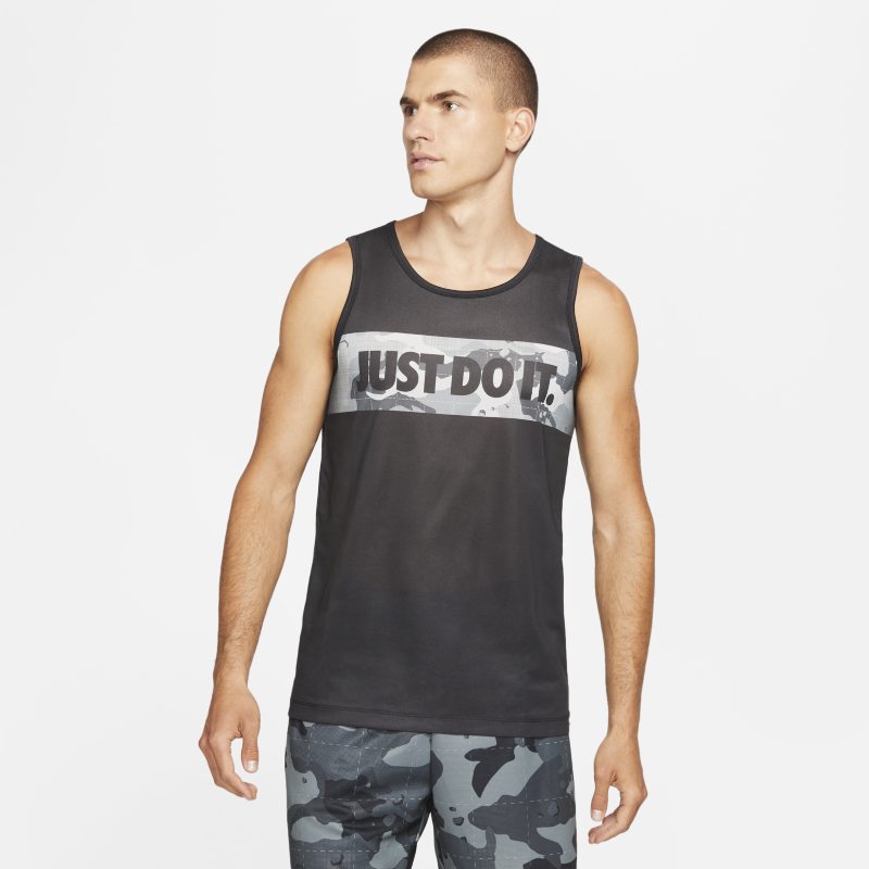 Nike Dri-FIT Camiseta de entrenamiento con estampado de camuflaje - Hombre - Negro