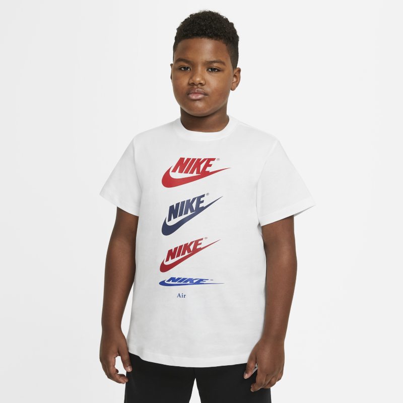 T-shirt dla dużych dzieci (chłopców) Nike Sportswear (szersze rozmiary) - Biel