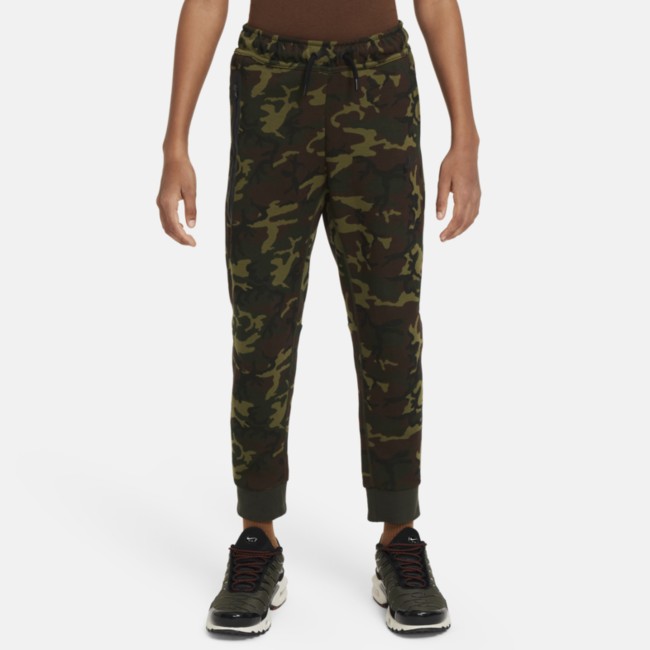 Pantalon de jogging à imprimé camouflage Nike Sportswear Tech Fleece pour ado (garçon)