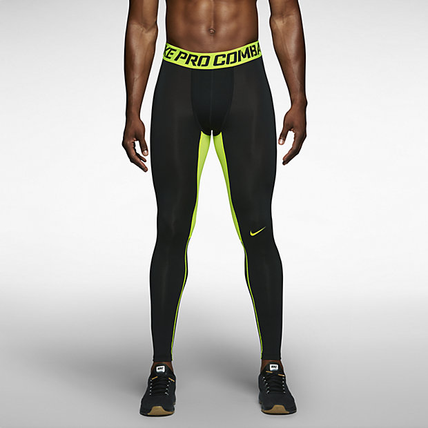 Nike Pro Combat Hyperwarm Dri Fit Max Compression 男子保暖训练紧身裤 耐克 Nike 中国官网